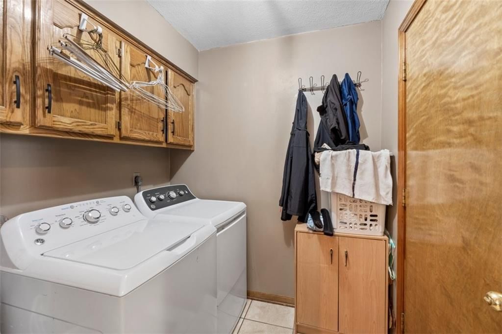 402 N Pinon Street — photo 19