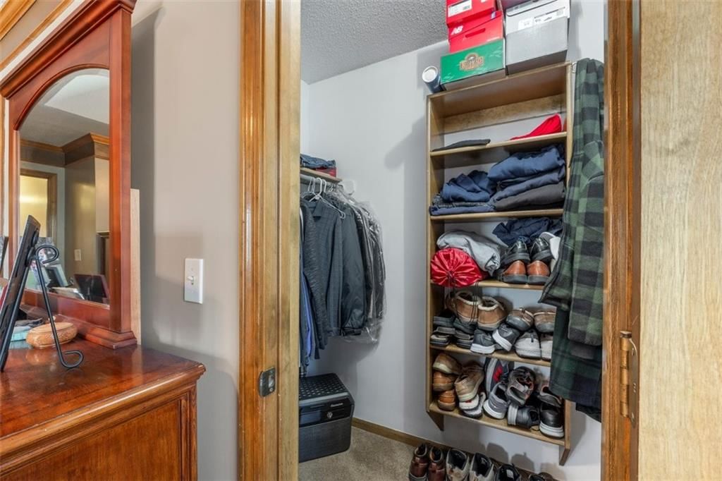 402 N Pinon Street — photo 30