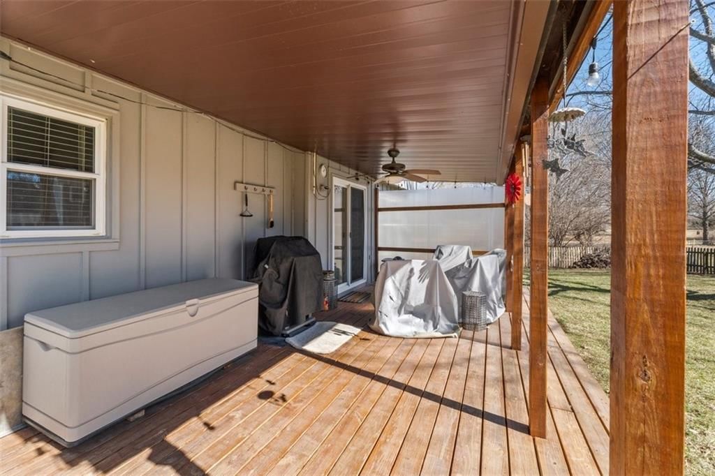 402 N Pinon Street — photo 42