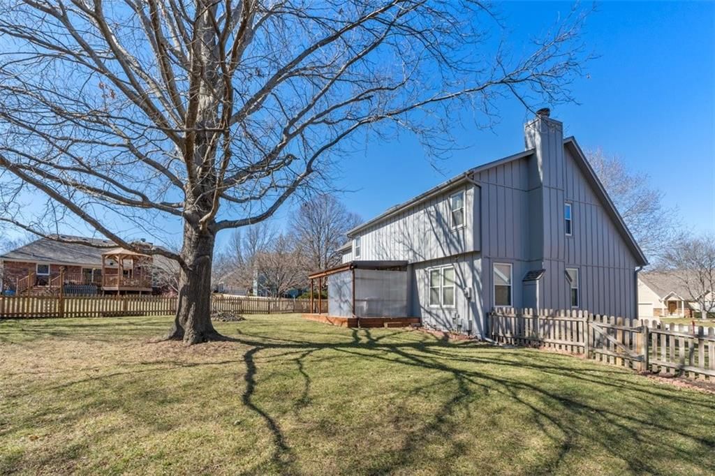 402 N Pinon Street — photo 45