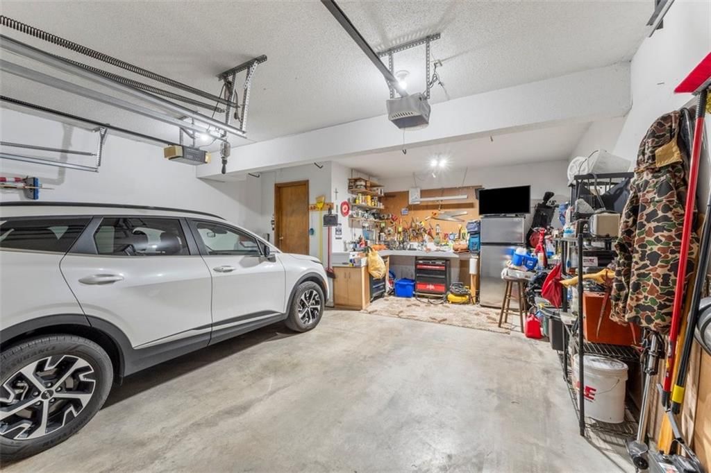 402 N Pinon Street — photo 49