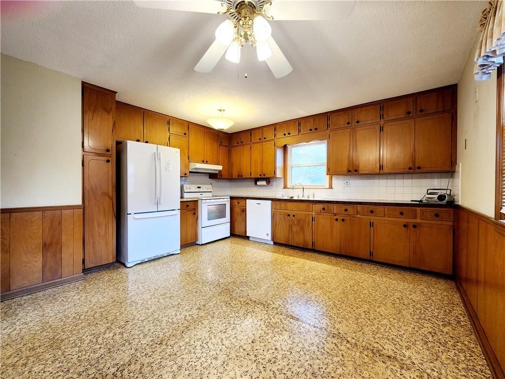 1603 NE 69th Street — photo 13