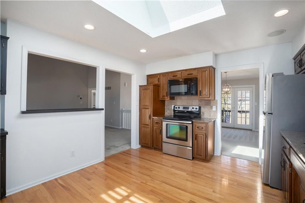 705 Burning Tree Street — photo 11