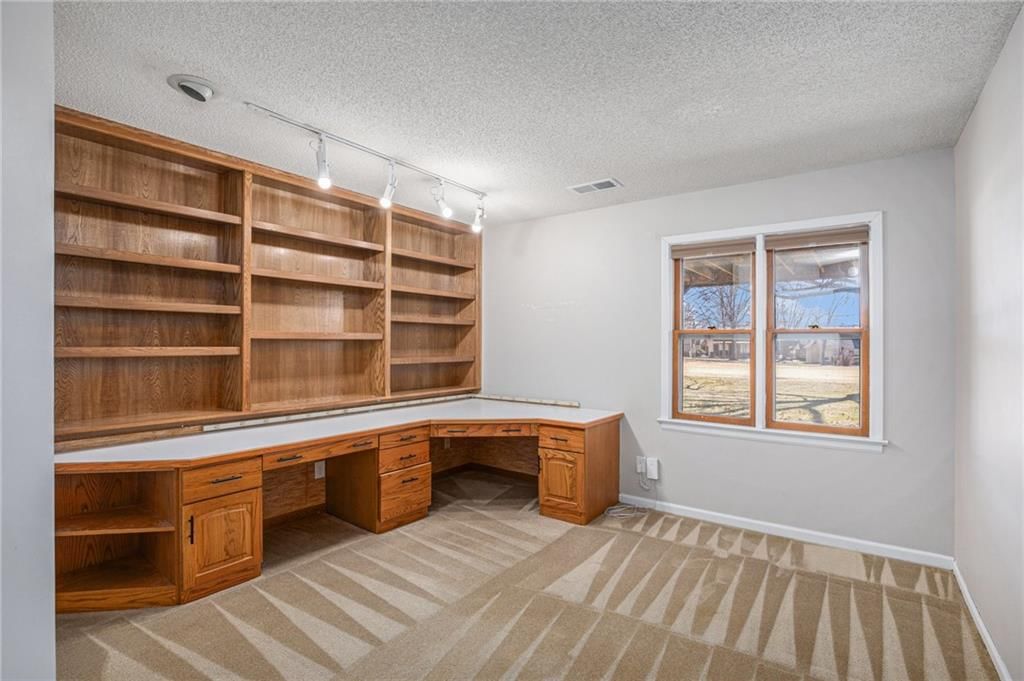 705 Burning Tree Street — photo 21