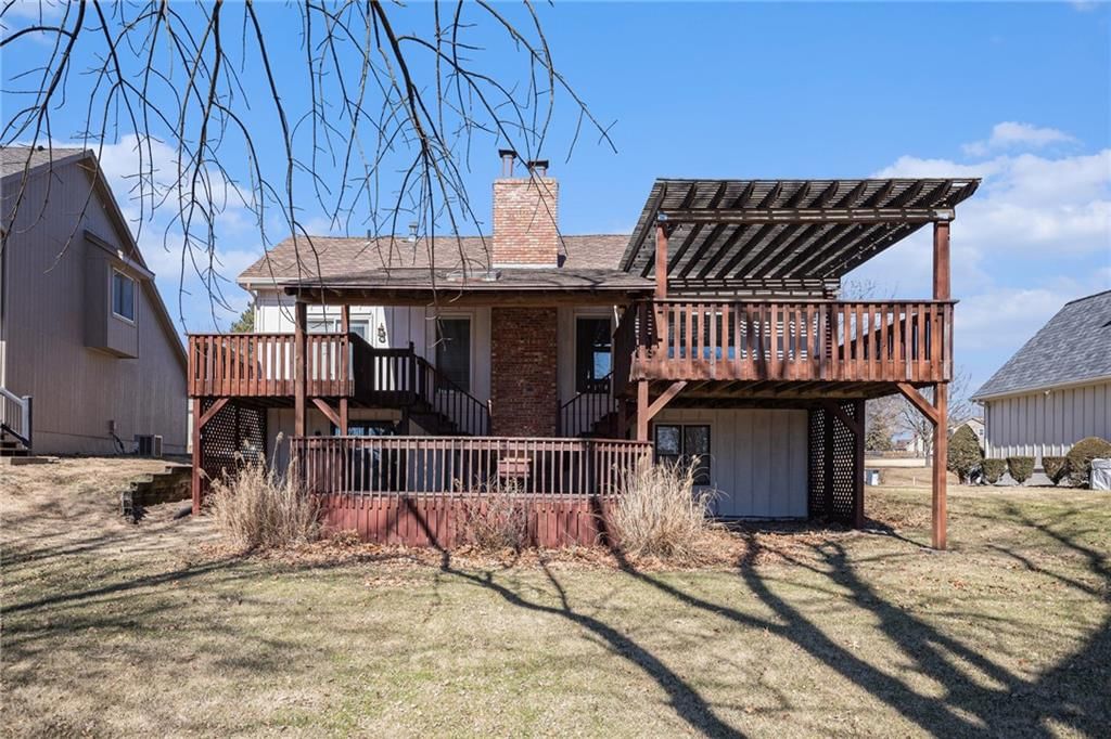 705 Burning Tree Street — photo 26