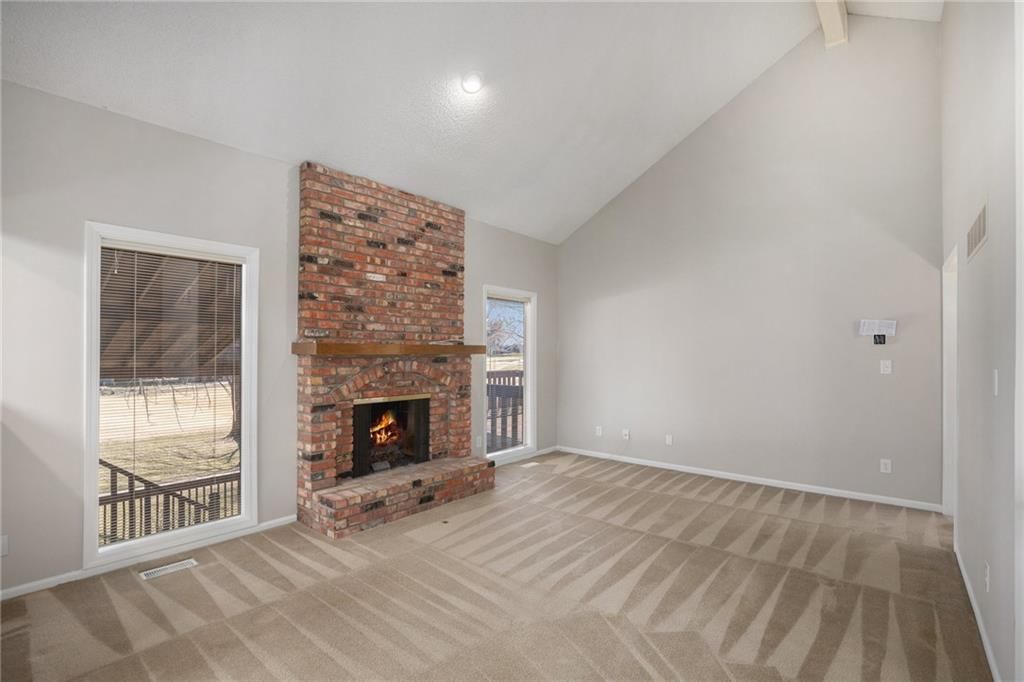 705 Burning Tree Street — photo 4