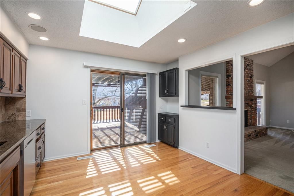 705 Burning Tree Street — photo 8