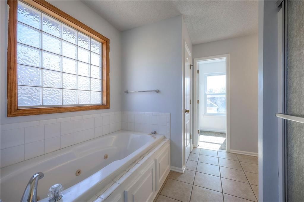 8520 Spring Avenue — photo 17