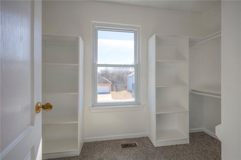 8520 Spring Avenue — photo 19