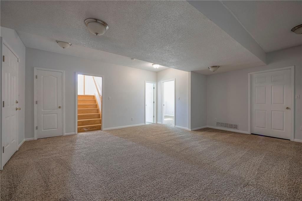 8520 Spring Avenue — photo 28