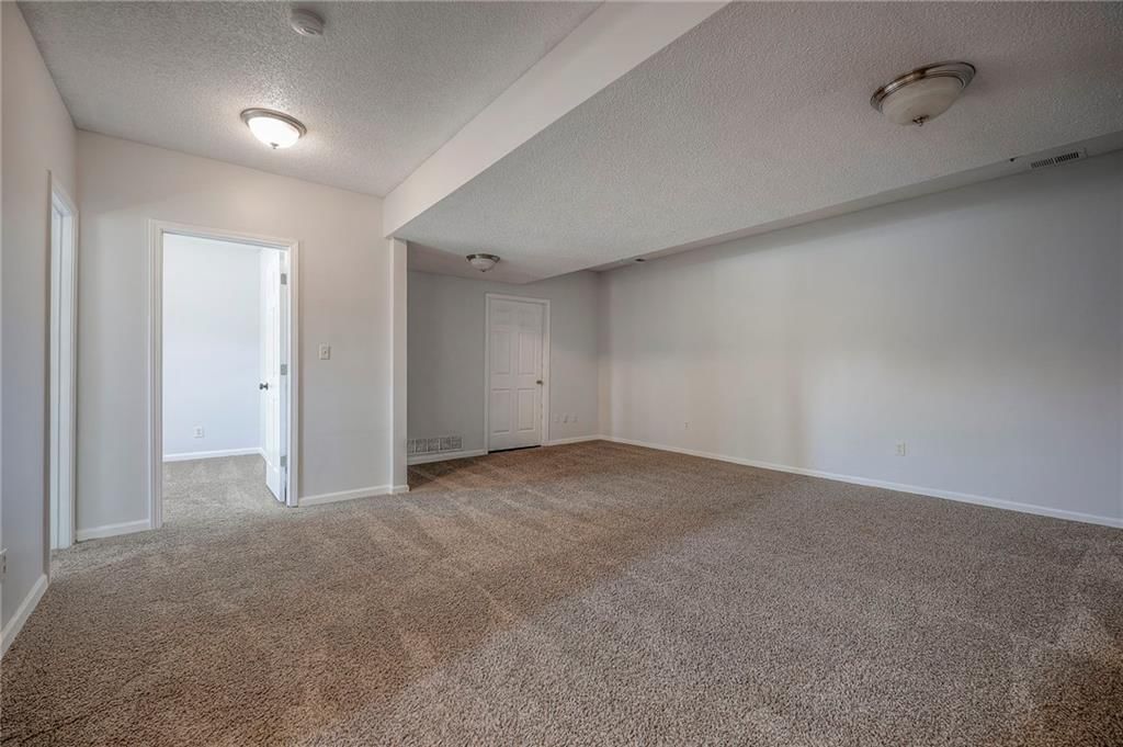 8520 Spring Avenue — photo 29