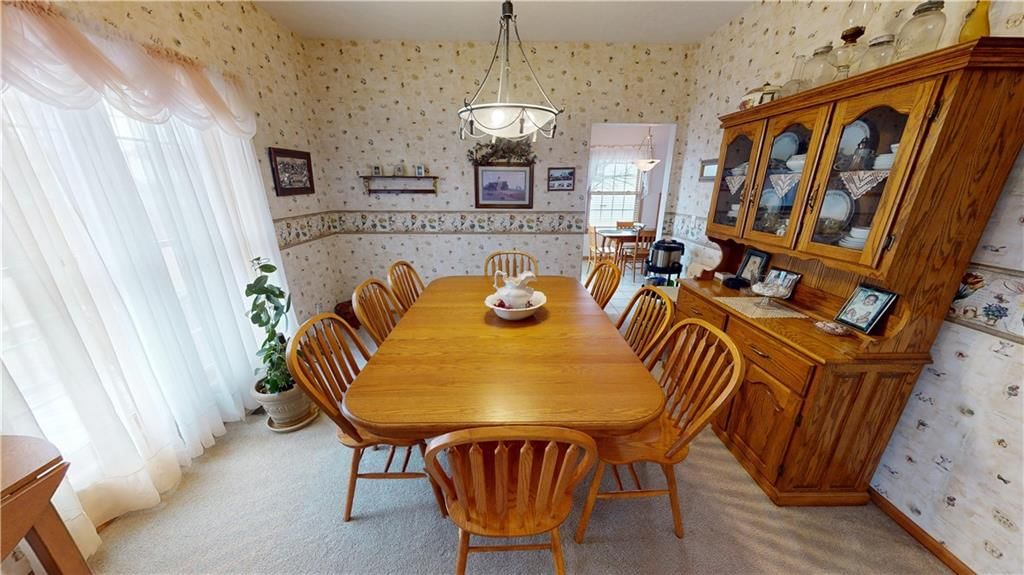 314 Hillcrest Drive — photo 11