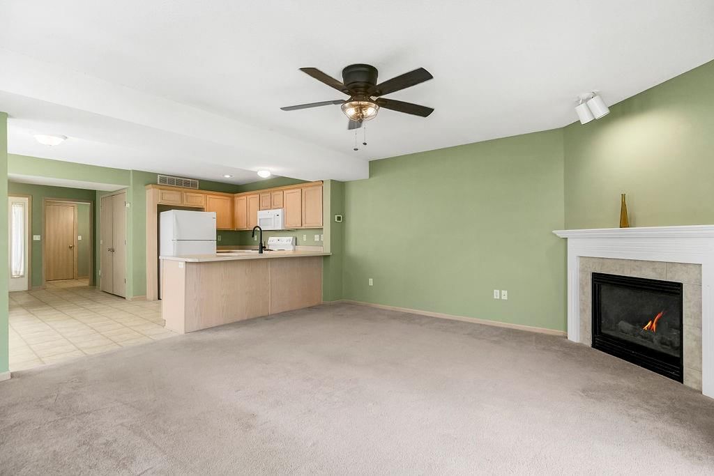 8028 N Lawn Avenue — photo 6