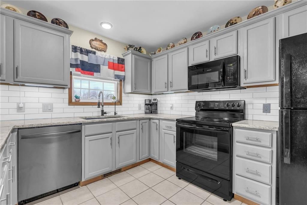 802 Birch Street — photo 11