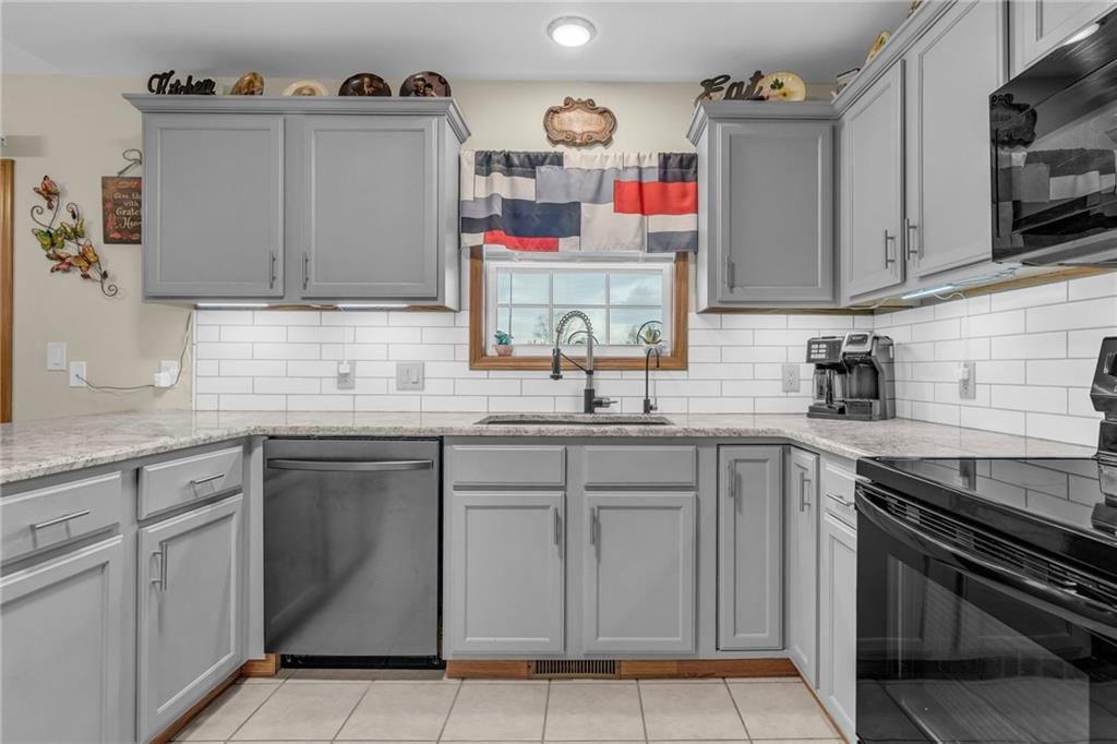 802 Birch Street — photo 12
