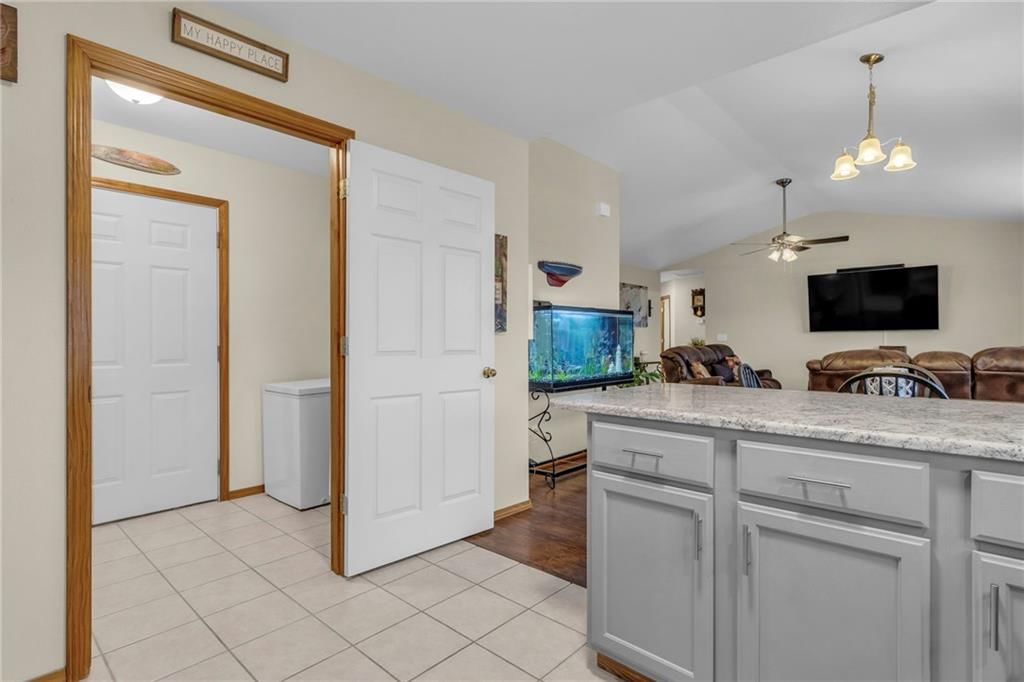 802 Birch Street — photo 13