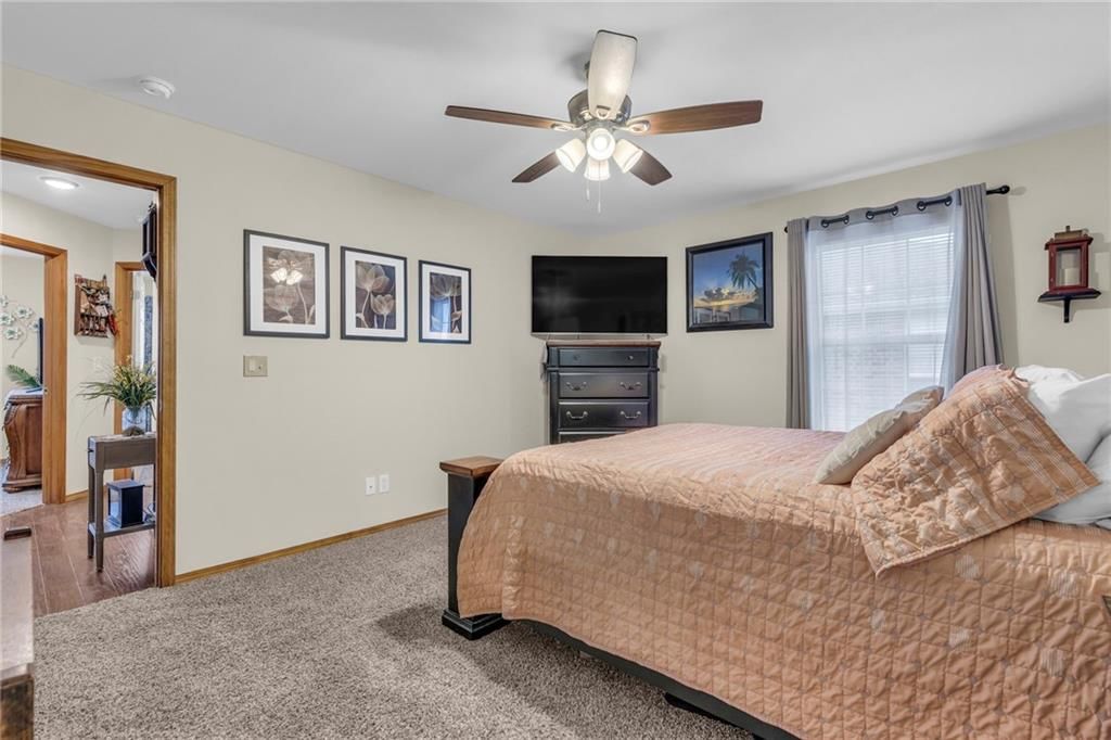 802 Birch Street — photo 17