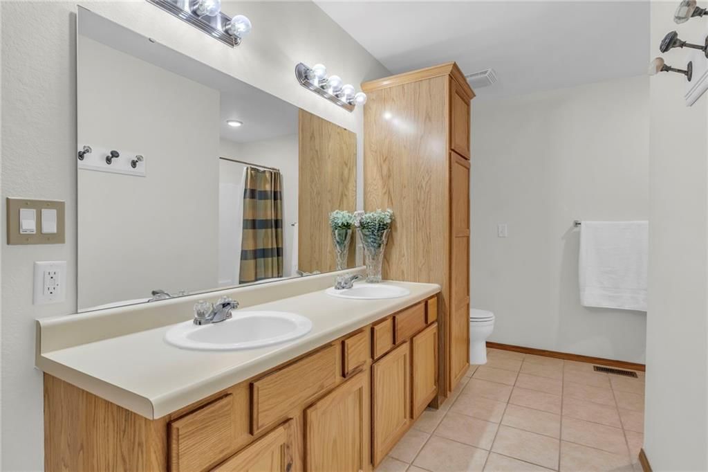802 Birch Street — photo 19