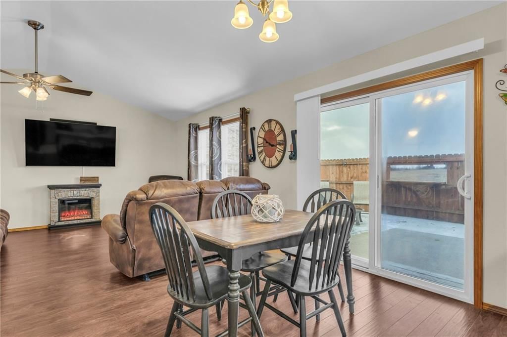 802 Birch Street — photo 9
