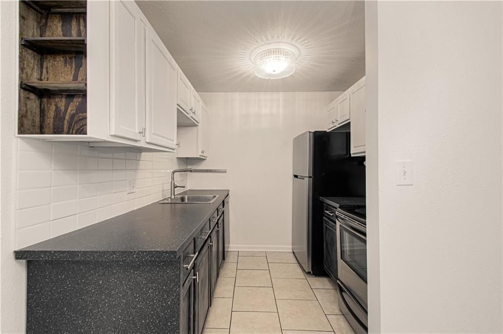 4524 Holly Street — photo 11
