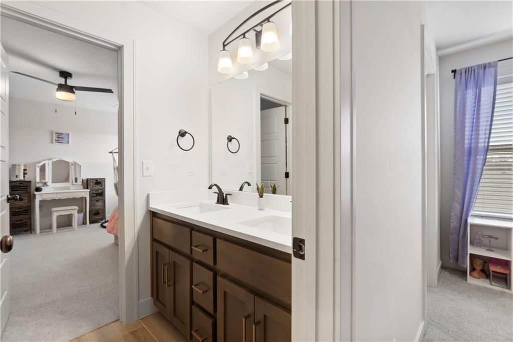 144 SE Briar Valley Lane — photo 30
