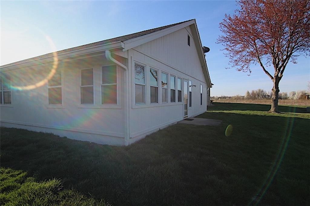 725 Cupid Court — photo 2