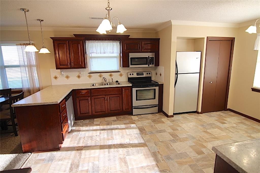725 Cupid Court — photo 5