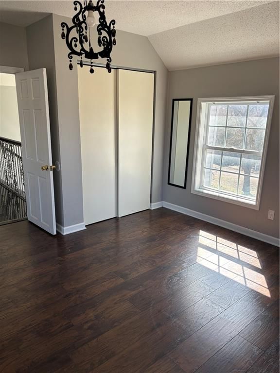 523 S Oak Street — photo 26