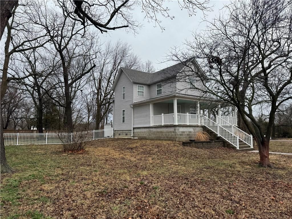 523 S Oak Street — photo 6