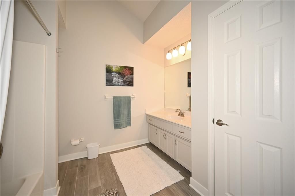 8200 Bradford Court — photo 25