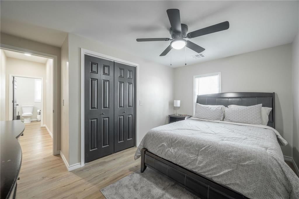 1107 E Maple Street — photo 12
