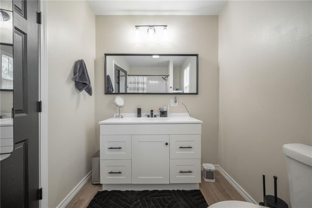 1107 E Maple Street — photo 14