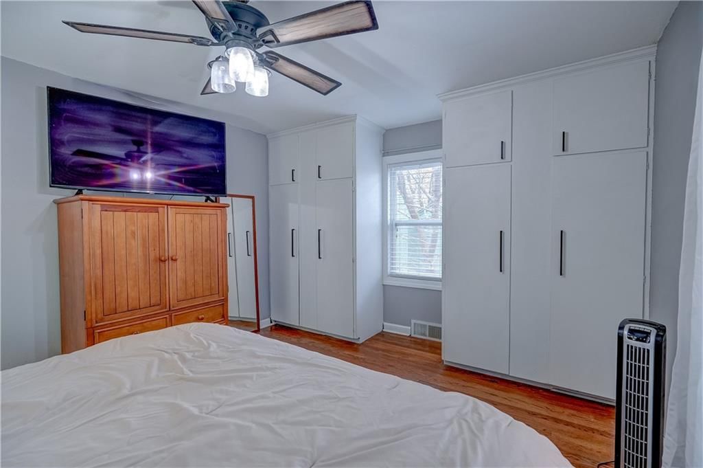 7616 Windsor Street — photo 26