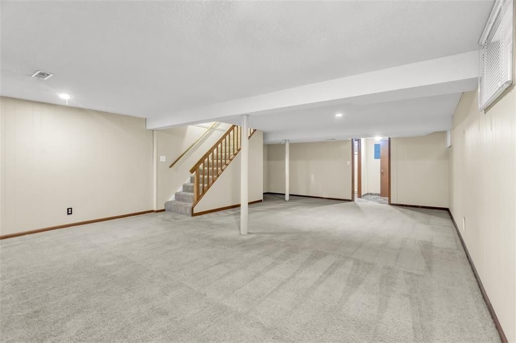 2921 W 49th Street — photo 17