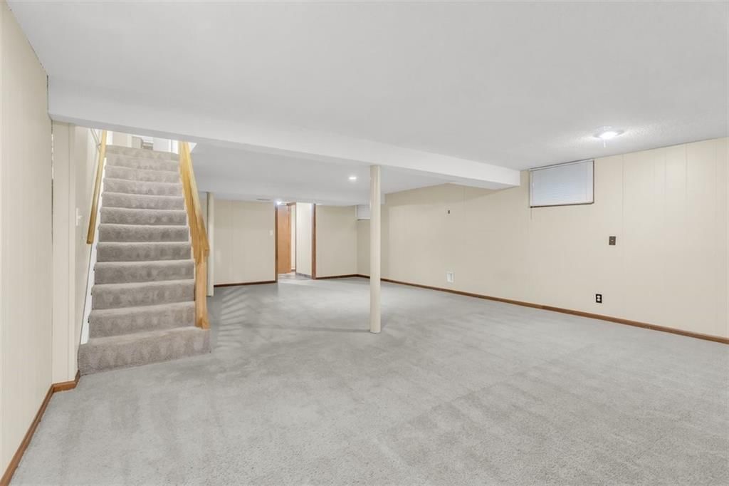 2921 W 49th Street — photo 18