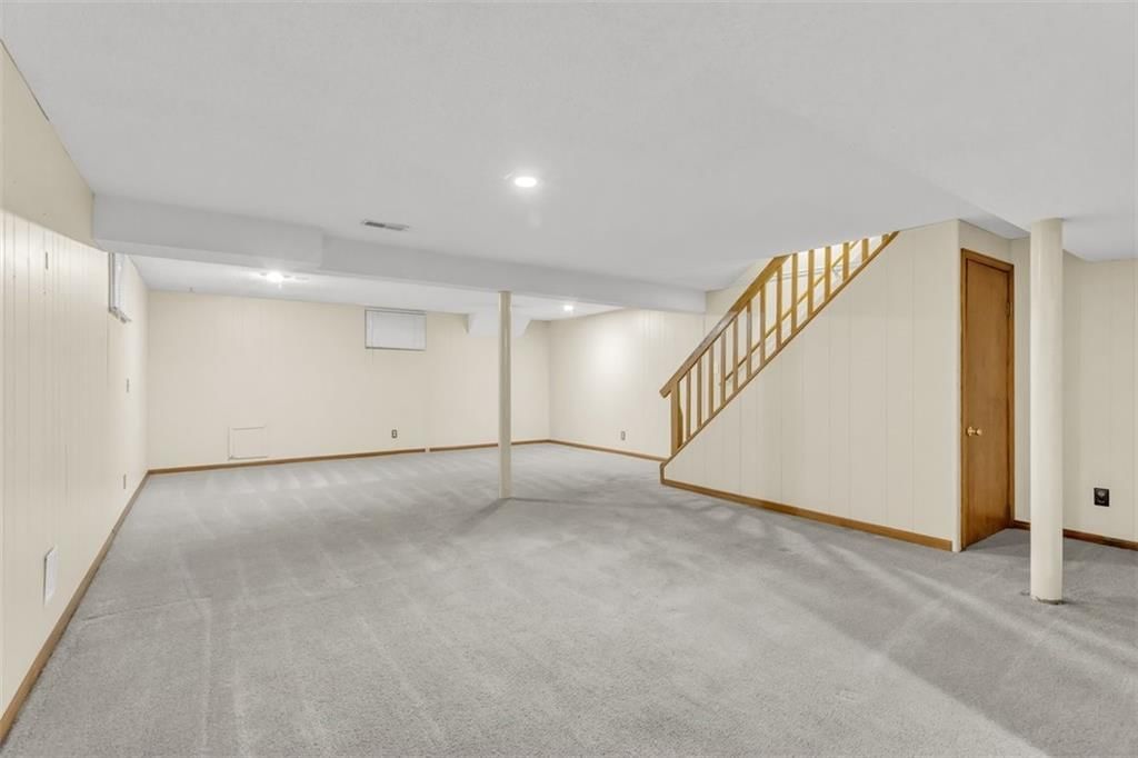 2921 W 49th Street — photo 21