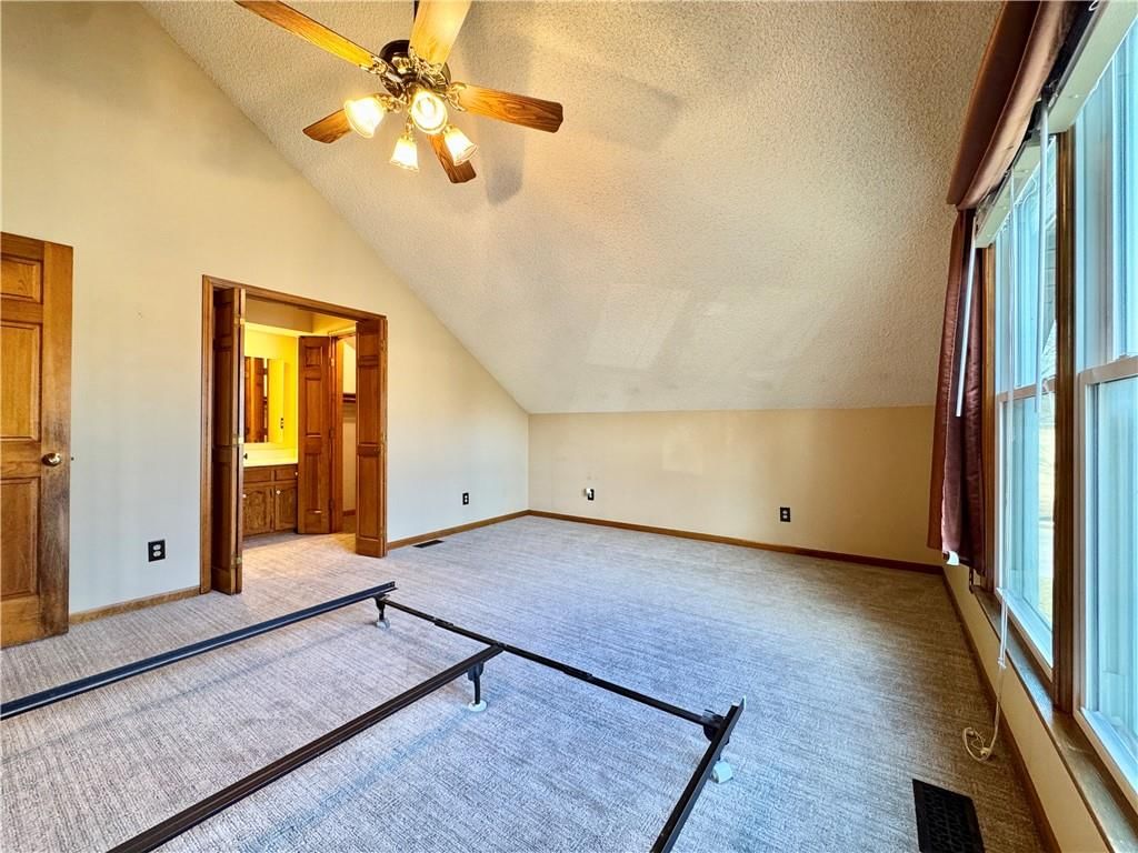 1805 W Cedar Street — photo 20