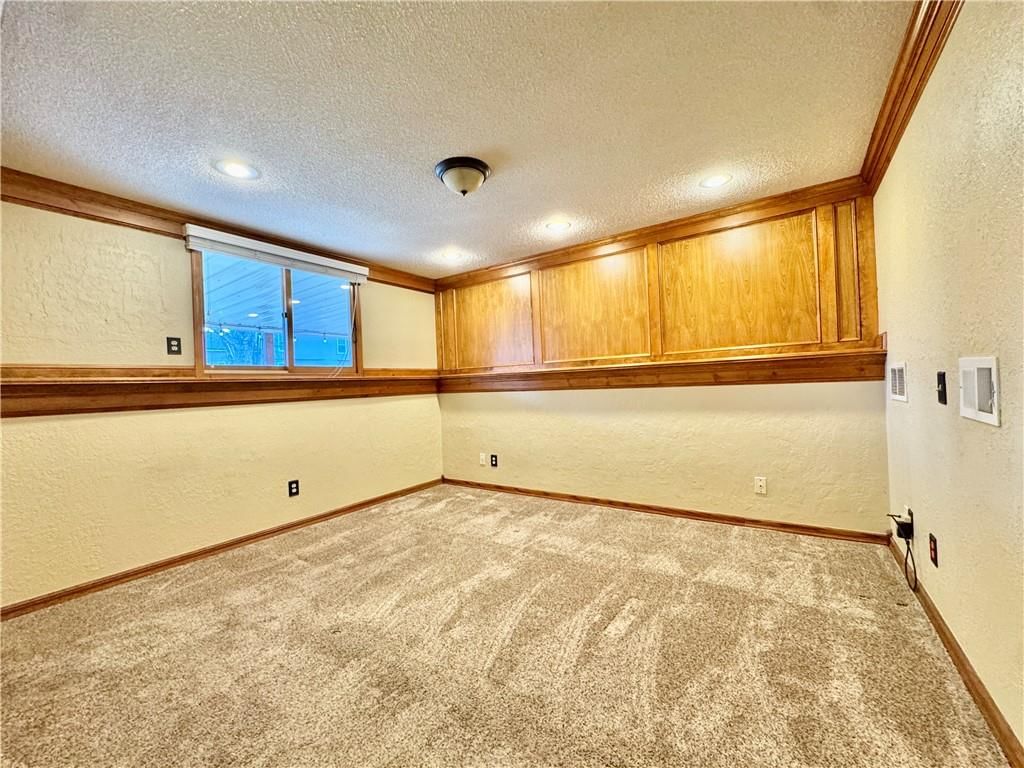 1805 W Cedar Street — photo 31