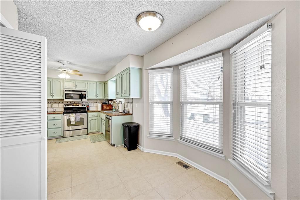 7715 N Stoddard Avenue — photo 5