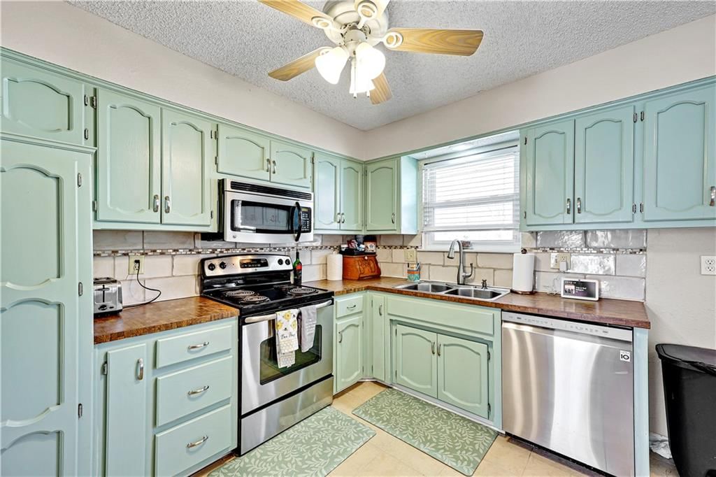 7715 N Stoddard Avenue — photo 8