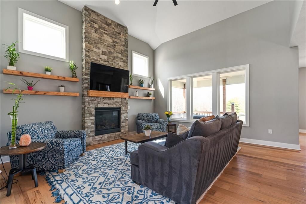 8744 Greeley Street — photo 16