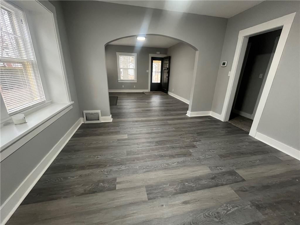 217 N Lake Street — photo 2