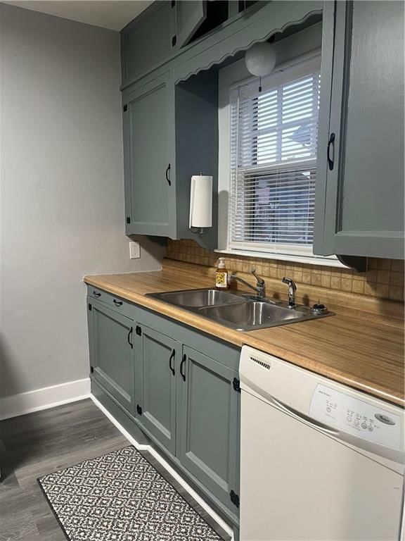 217 N Lake Street — photo 6