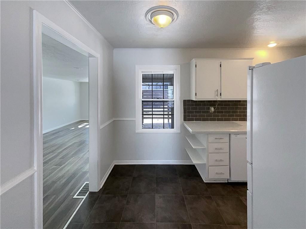 1029 E 25th Avenue — photo 14
