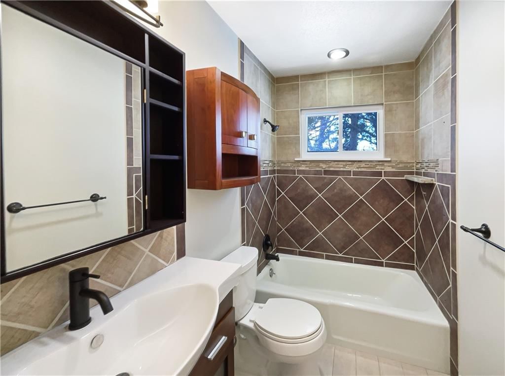 8820 Park Street — photo 7