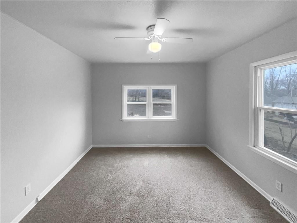8437 Greeley Ave Avenue — photo 14