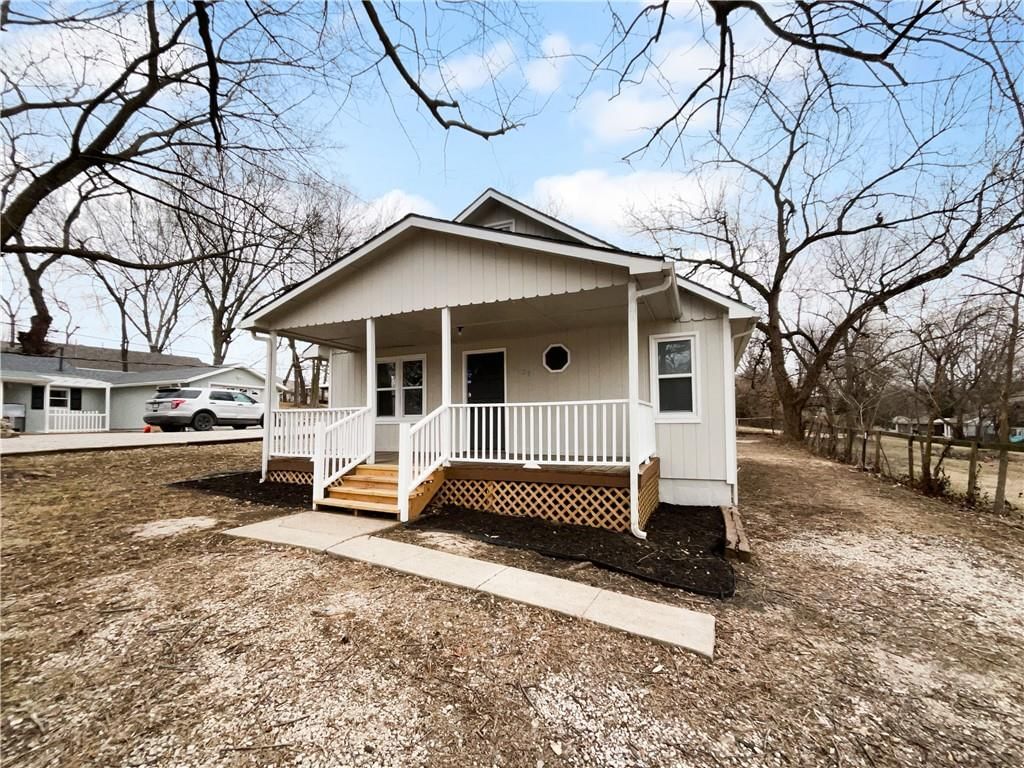 8437 Greeley Ave Avenue — photo 10
