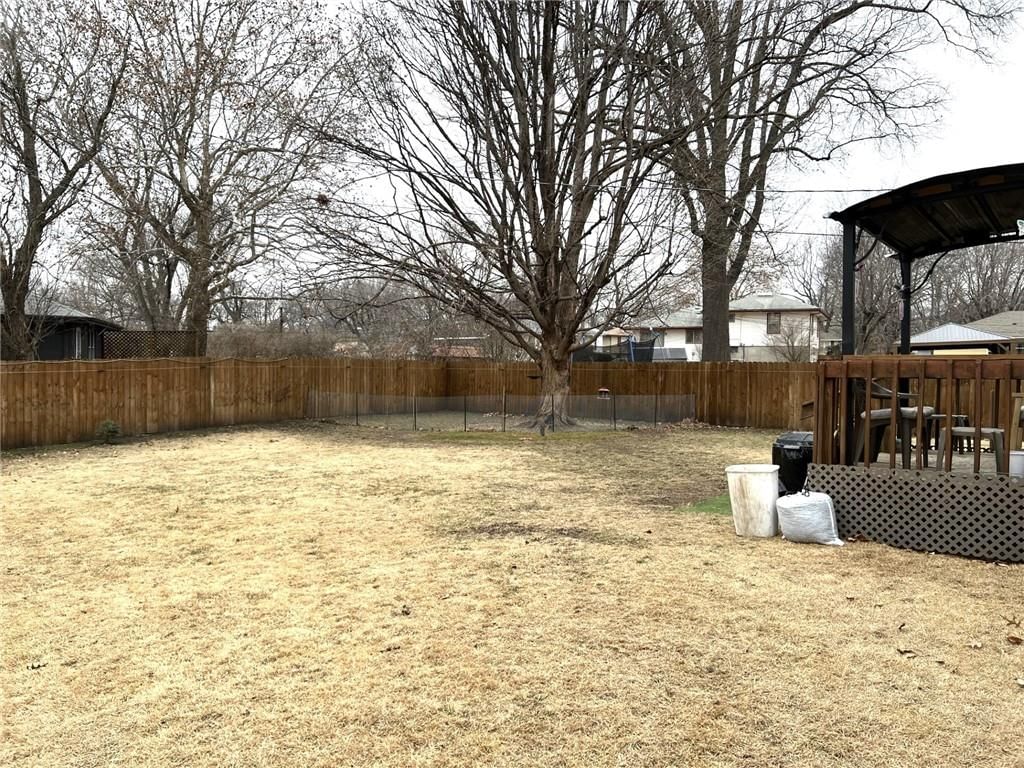 12004 Armitage Drive — photo 34