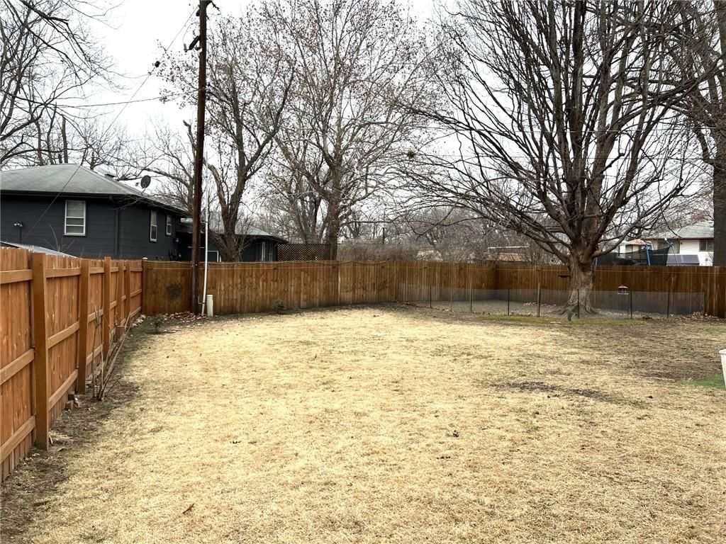12004 Armitage Drive — photo 35