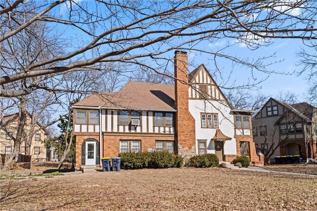 400 E MEYER Boulevard — photo 15